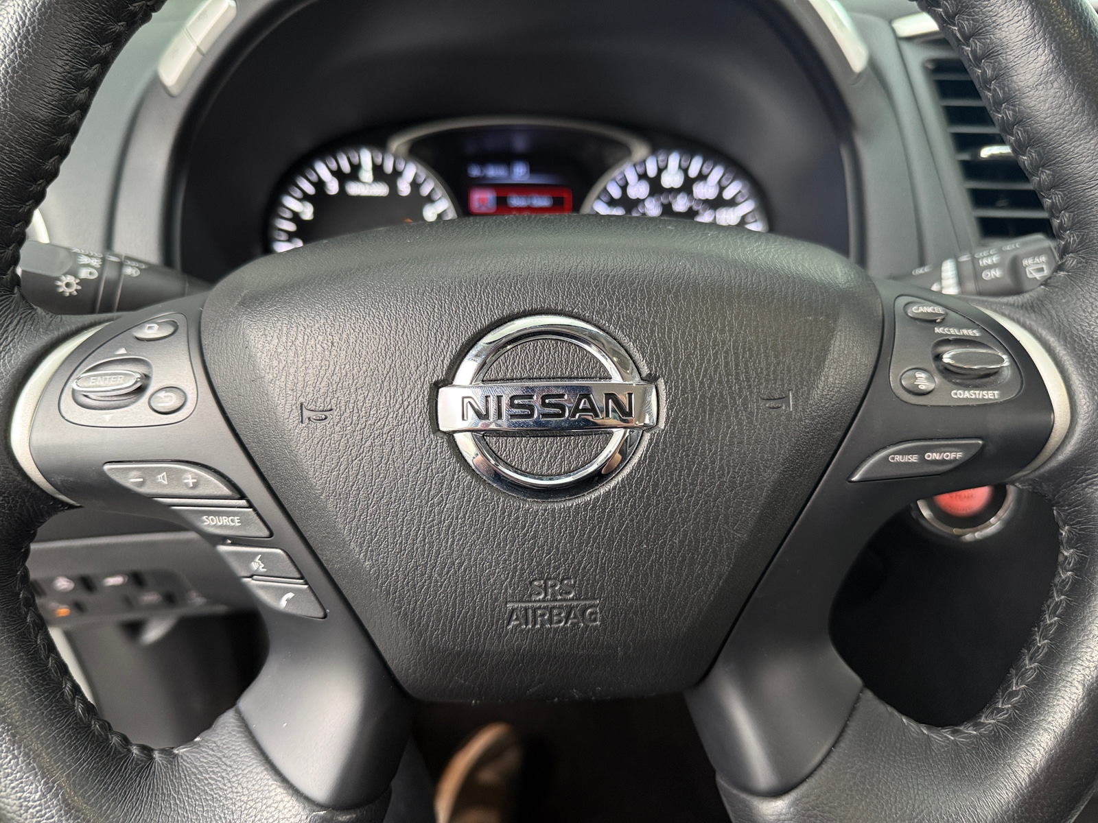 Thumbnail: 2020 Nissan Pathfinder - 4