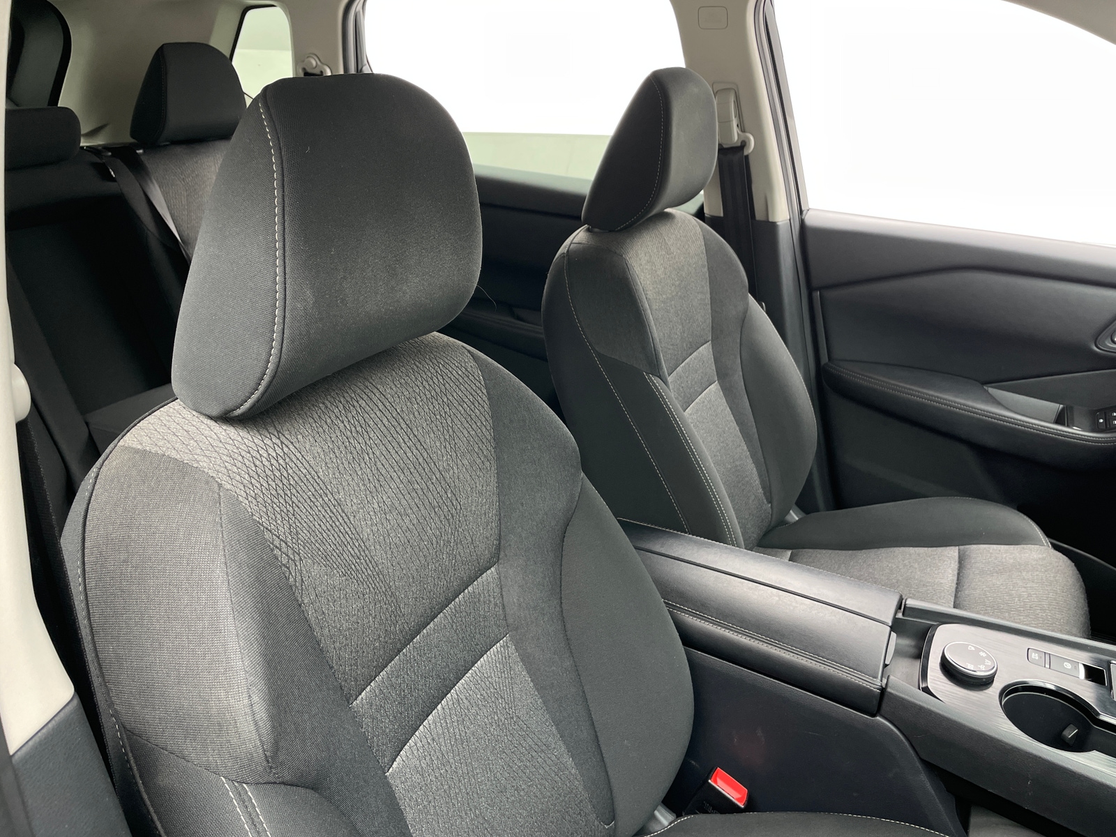 Thumbnail: 2025 Nissan Rogue - 2