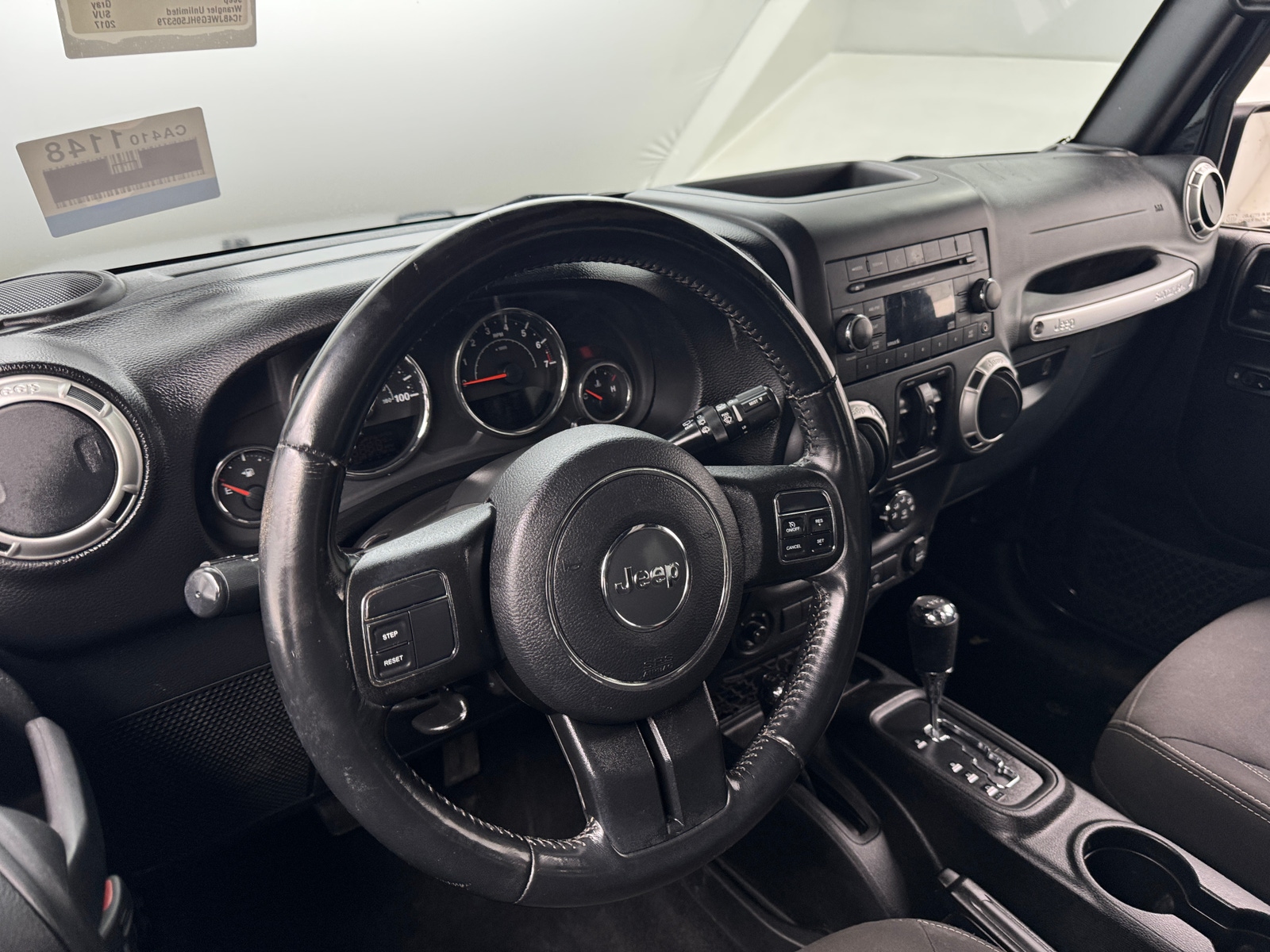 Thumbnail: 2017 Jeep Wrangler - 5