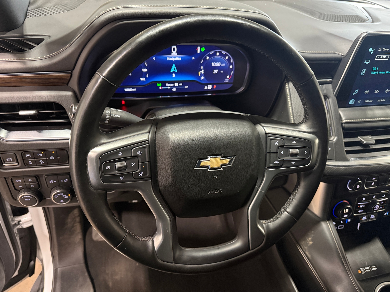 Thumbnail: 2023 Chevrolet Suburban - 4