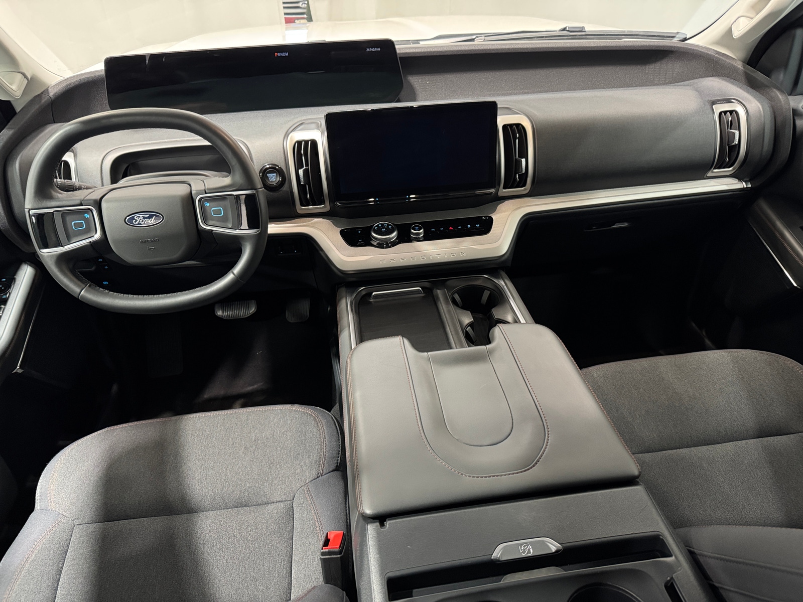 Thumbnail: 2025 Ford Expedition - 3