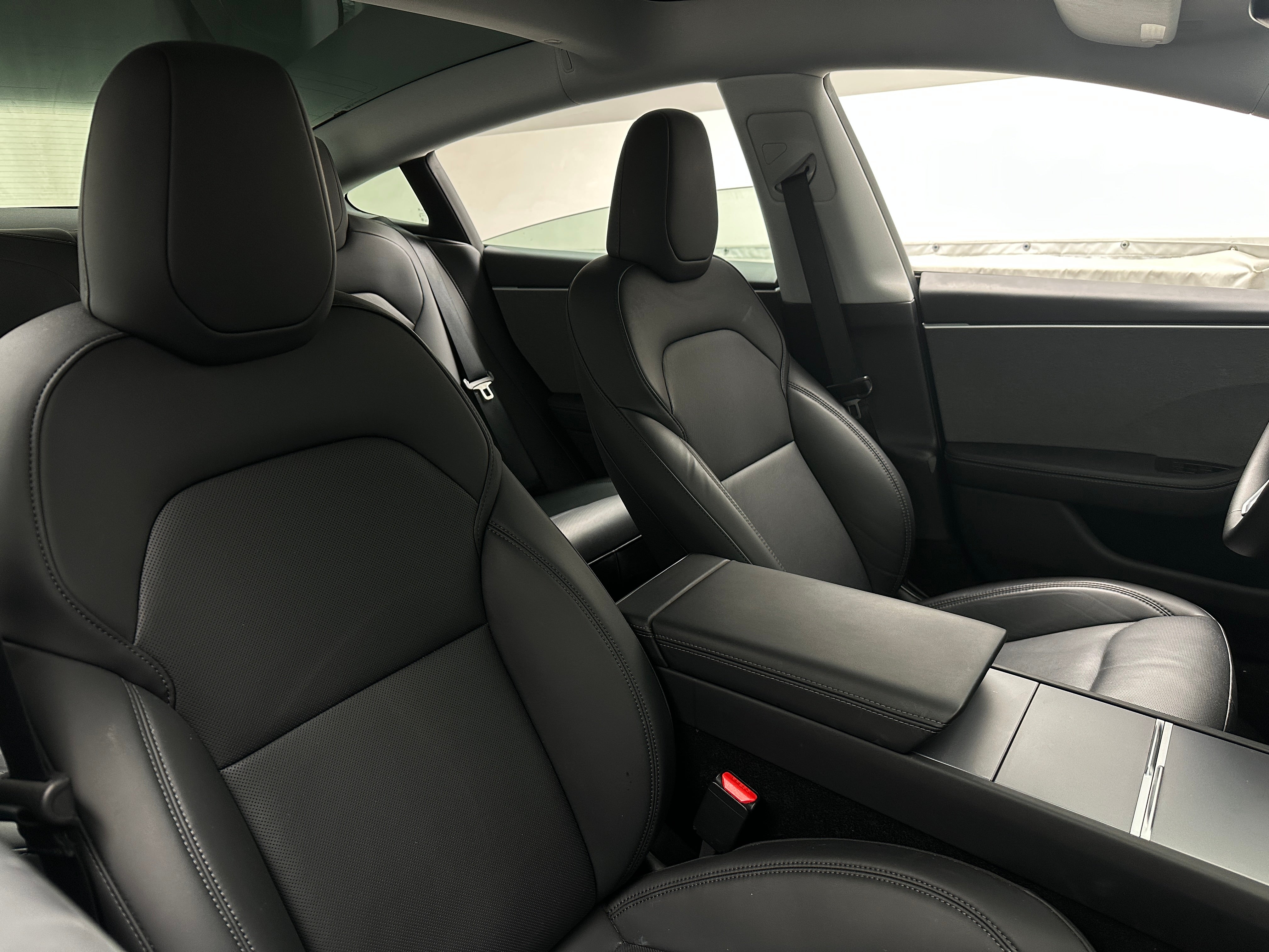 Used 2025 Tesla Model 3 Long Range with VIN 5YJ3E1EA3SF991141 for sale in Oak Creek, WI