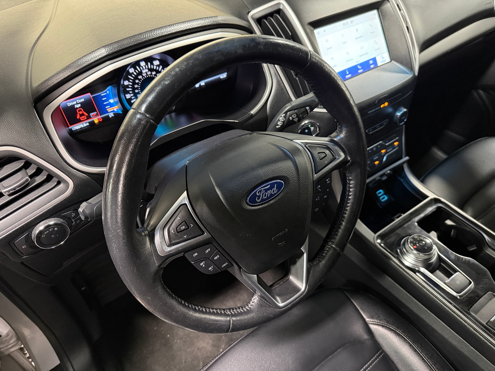 Thumbnail: 2019 Ford Edge - 5