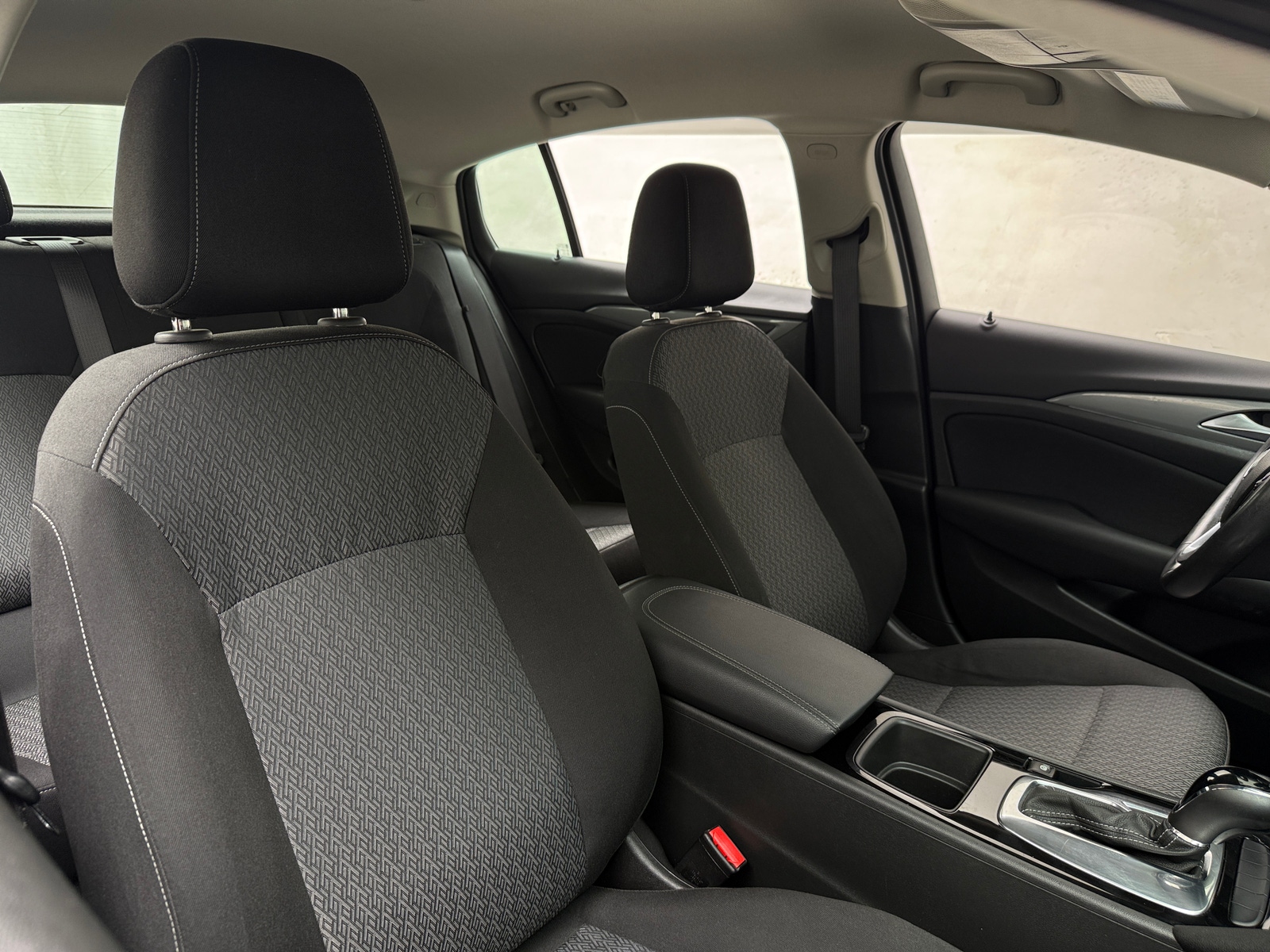 Thumbnail: 2020 Buick Regal - 2