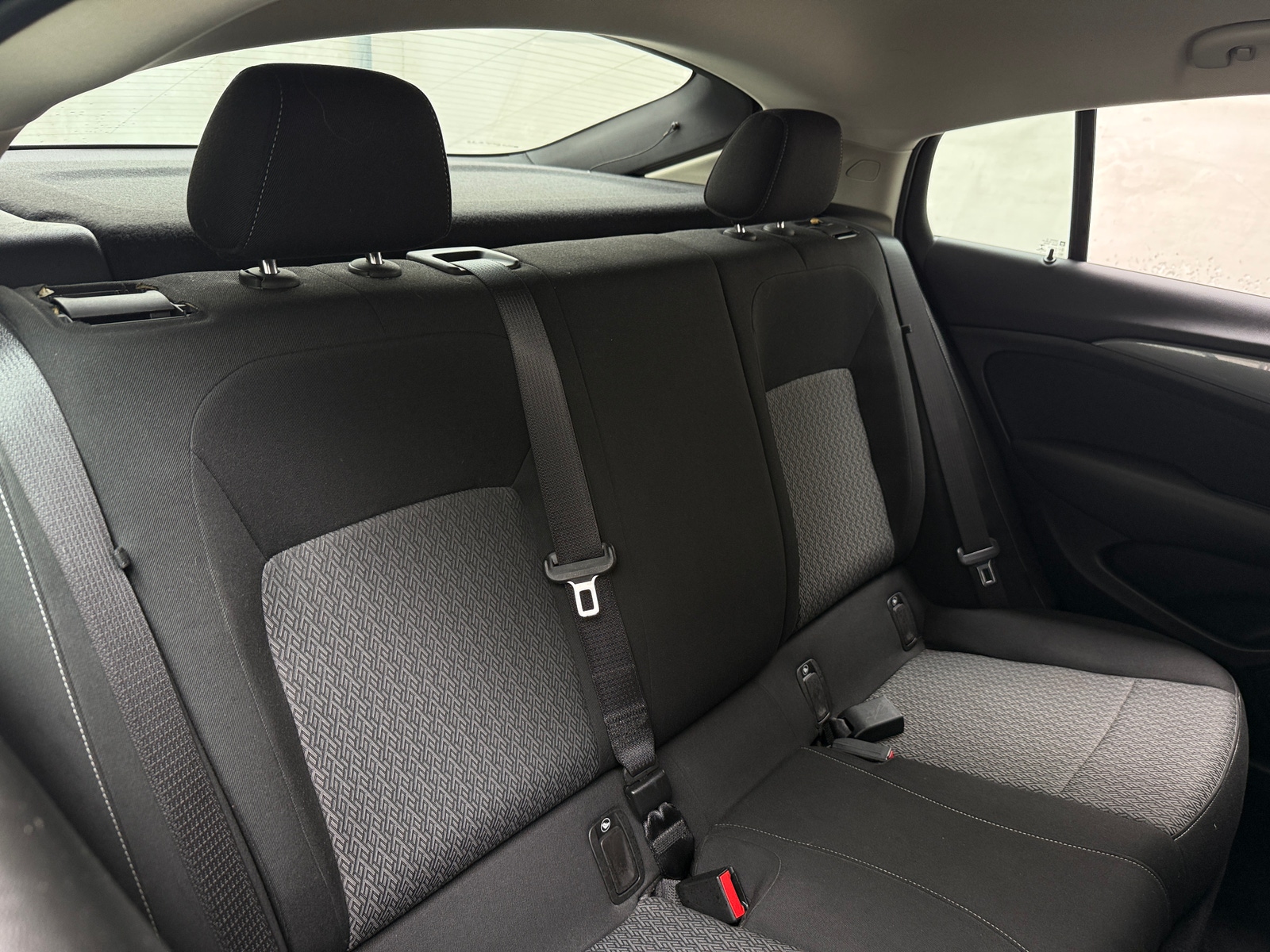 Thumbnail: 2020 Buick Regal - 6