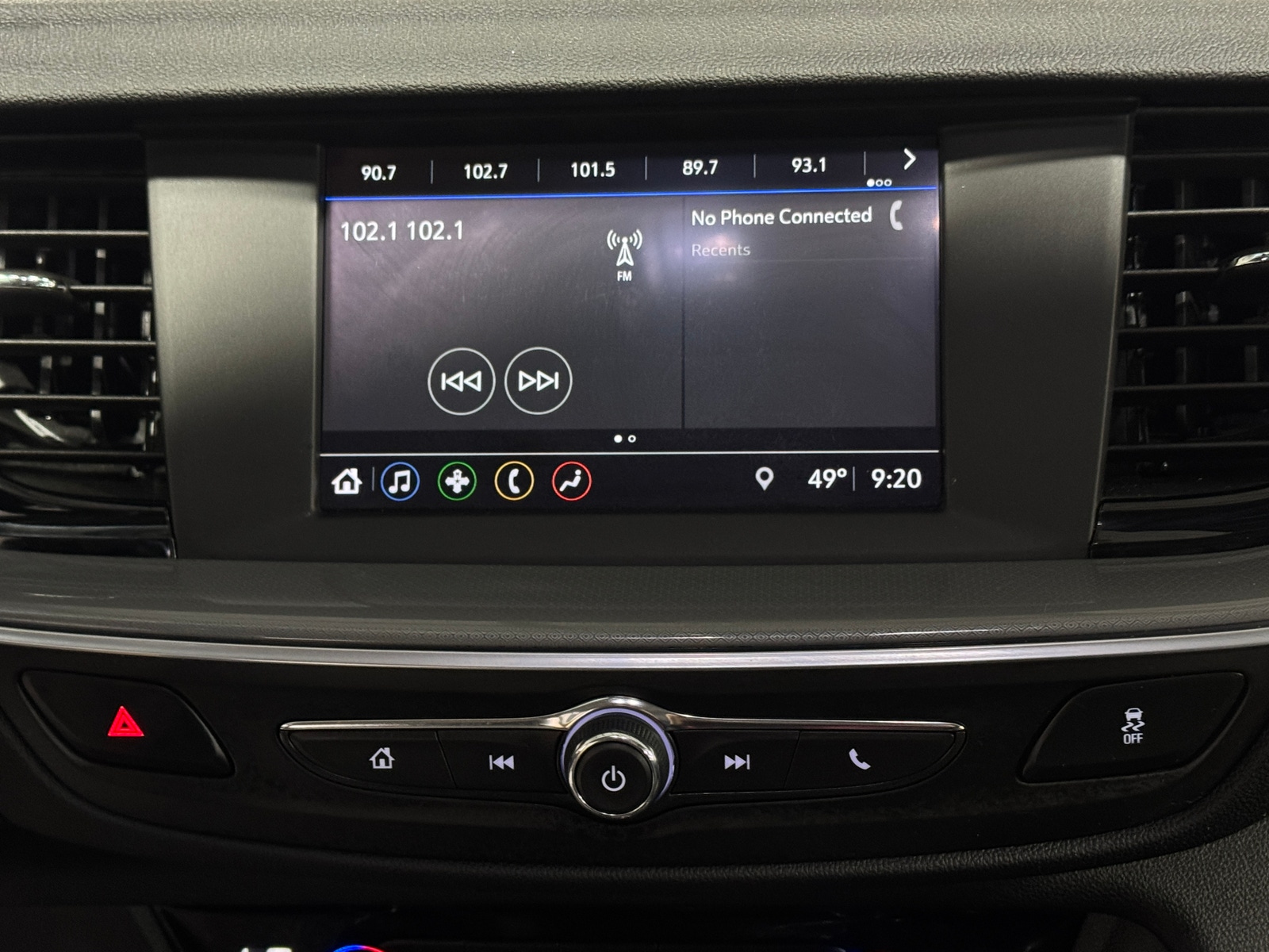 Thumbnail: 2020 Buick Regal - 4