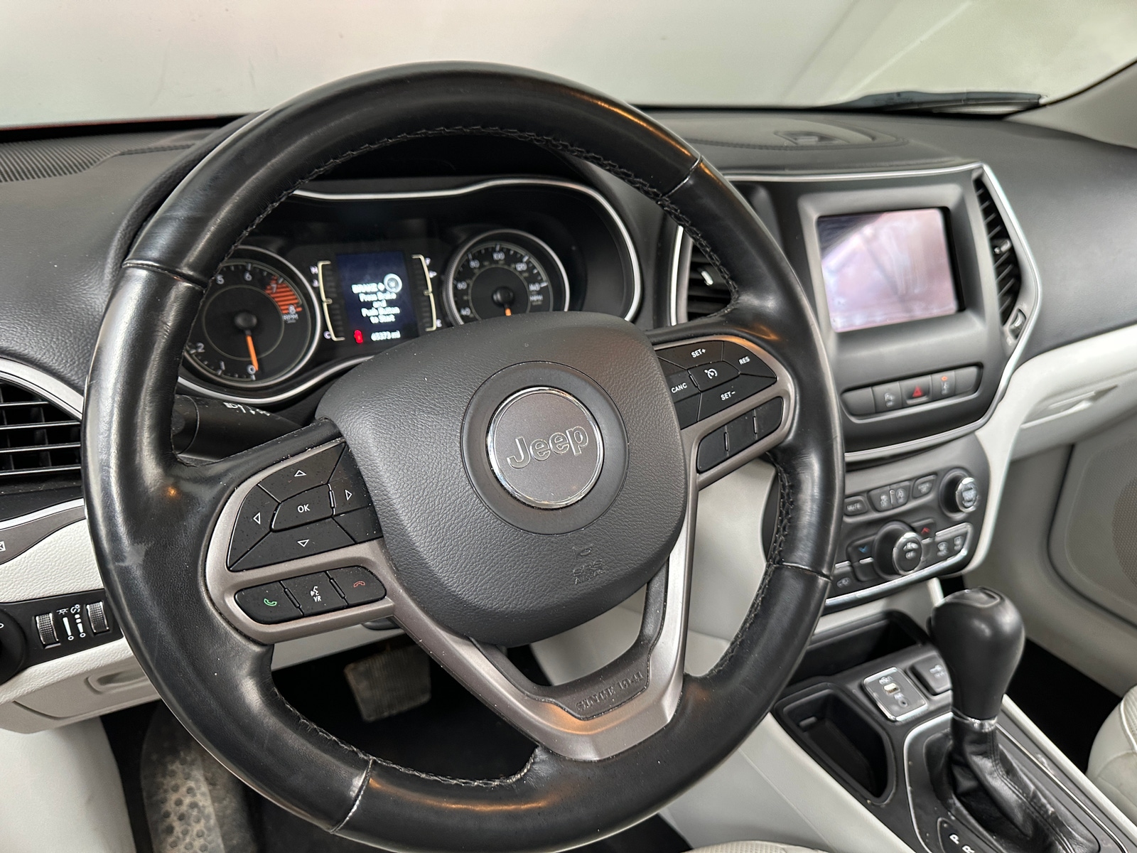 Thumbnail: 2021 Jeep Cherokee - 4