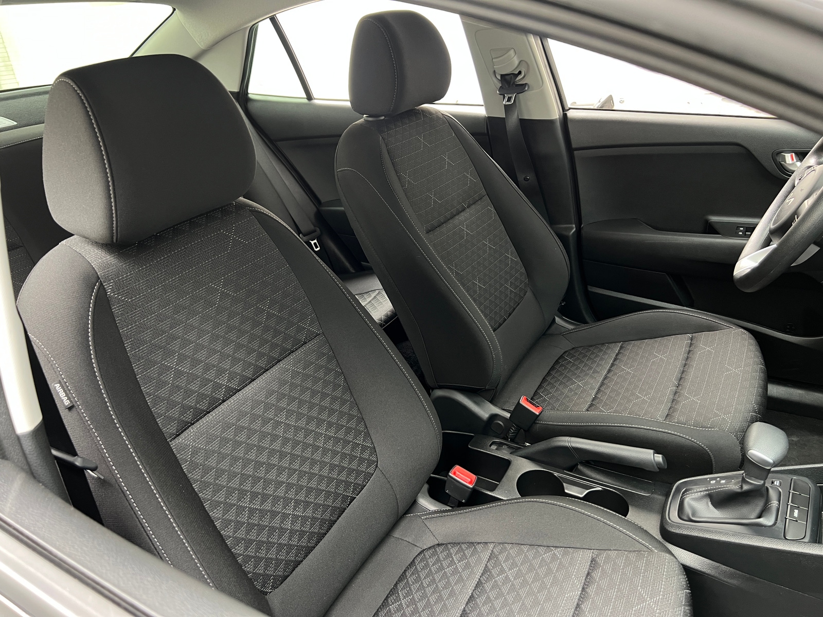 Thumbnail: 2023 Kia Rio - 2