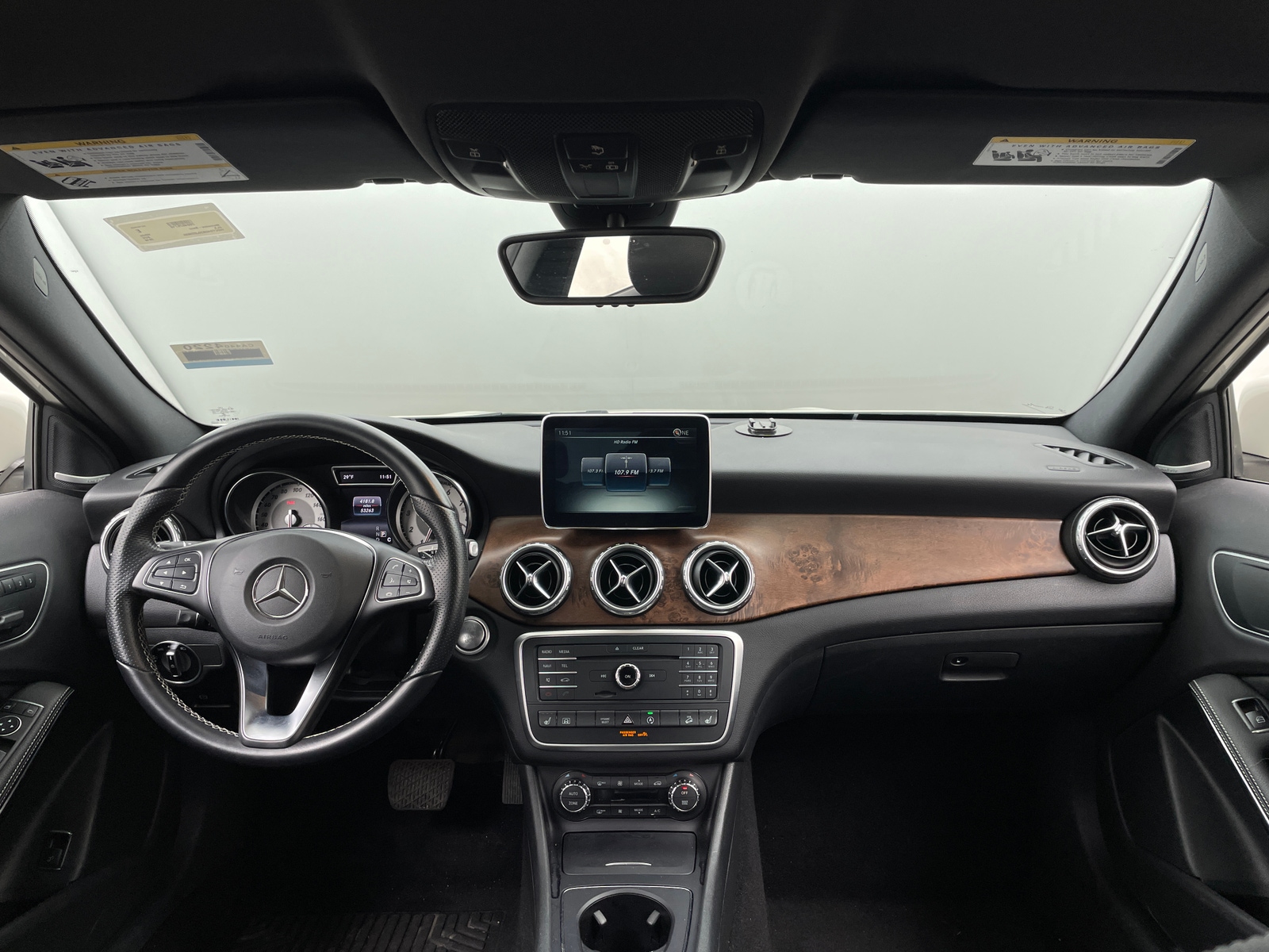 Thumbnail: 2016 Mercedes-Benz GLA - 2