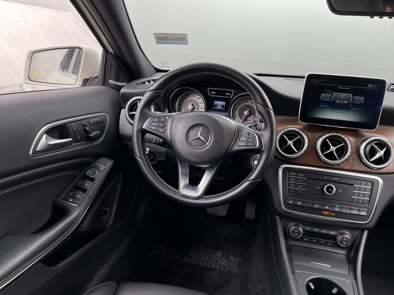Thumbnail: 2016 Mercedes-Benz GLA - 4