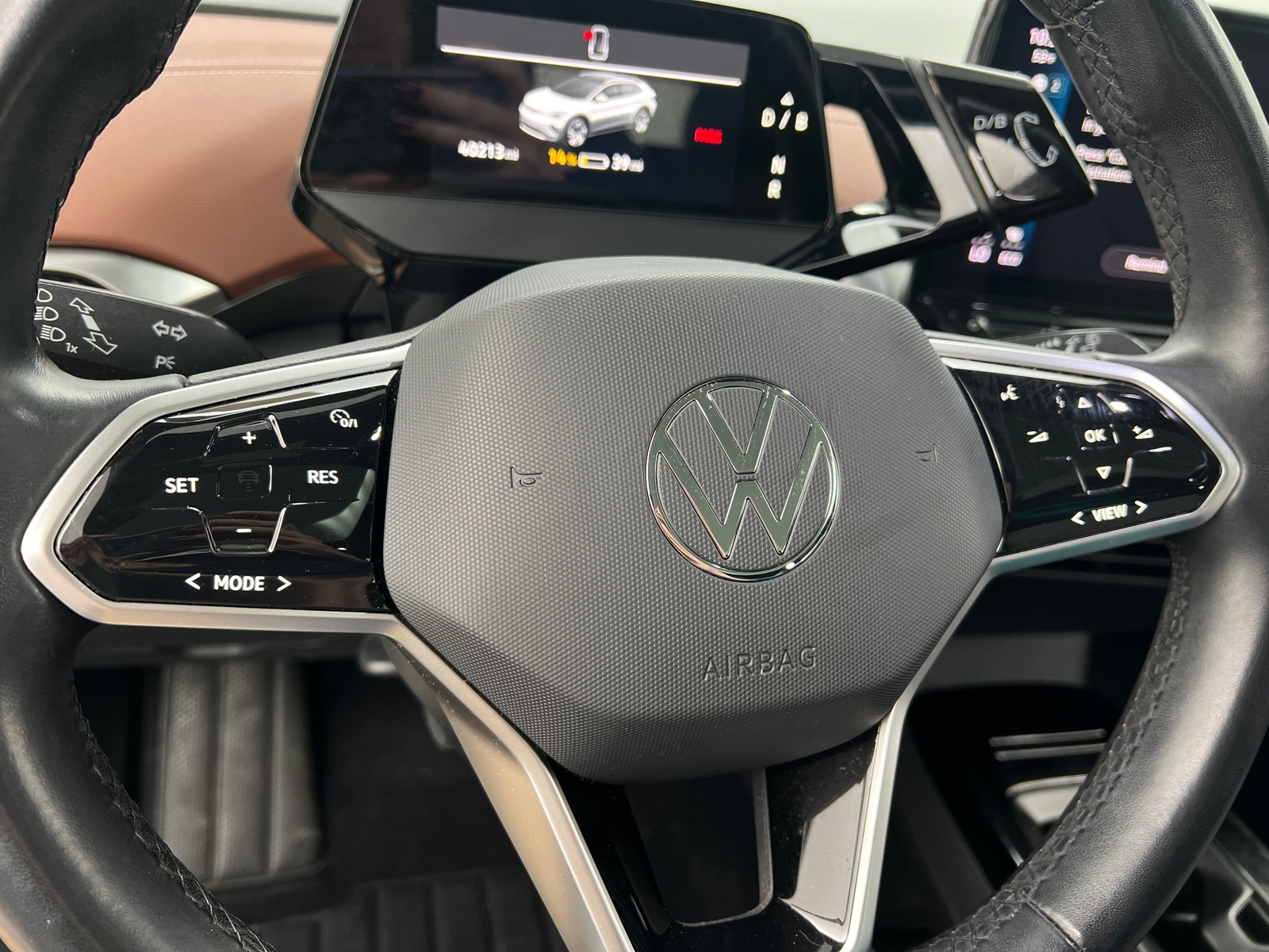 Thumbnail: 2021 Volkswagen ID.4 - 4