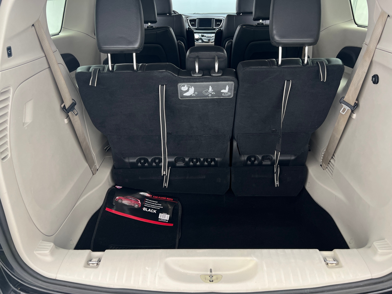 Thumbnail: 2020 Chrysler Pacifica - 7