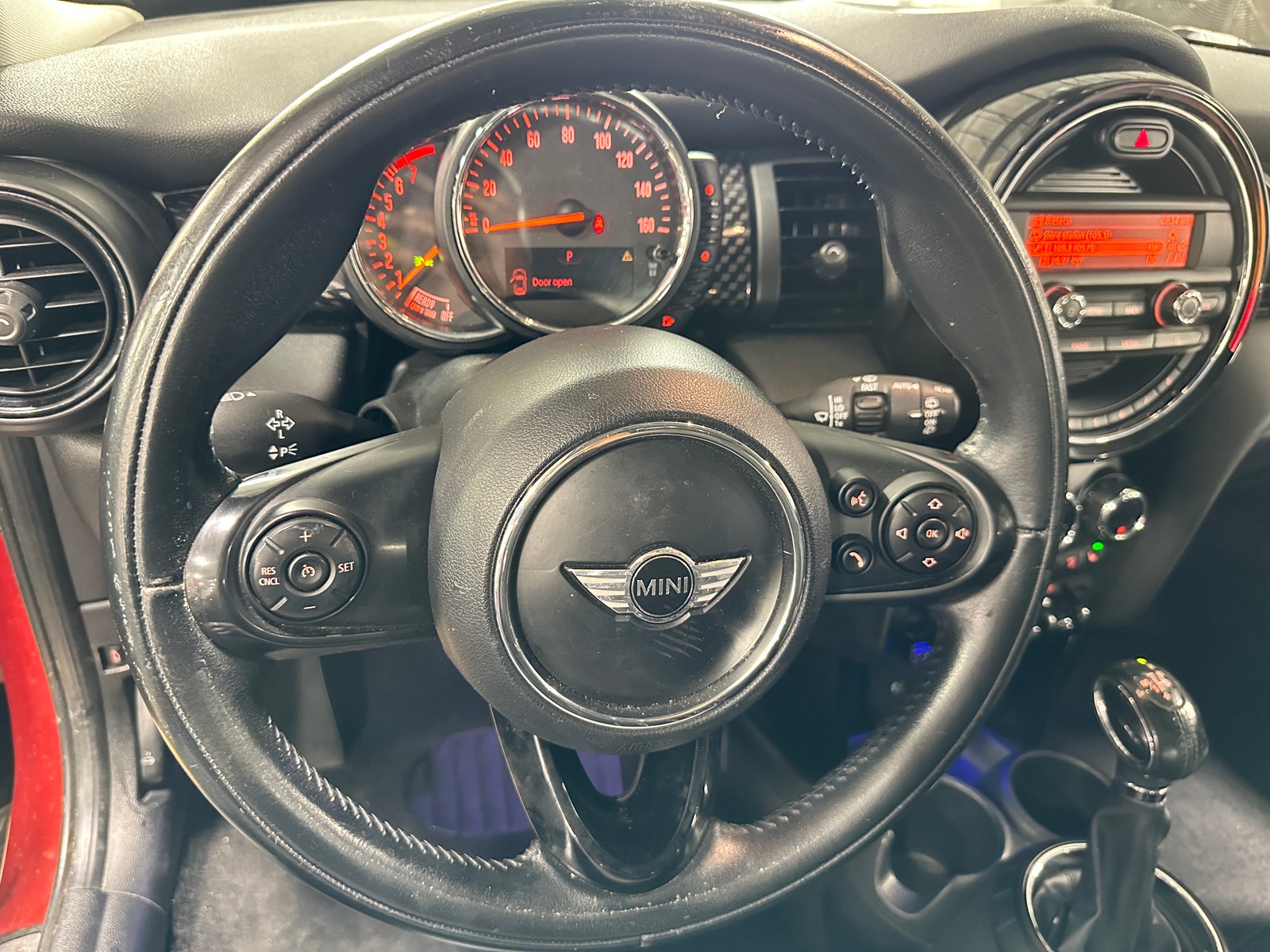 Thumbnail: 2016 MINI Cooper Hardtop - 4