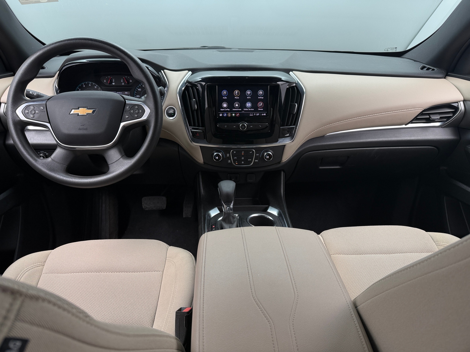 Thumbnail: 2023 Chevrolet Traverse - 3