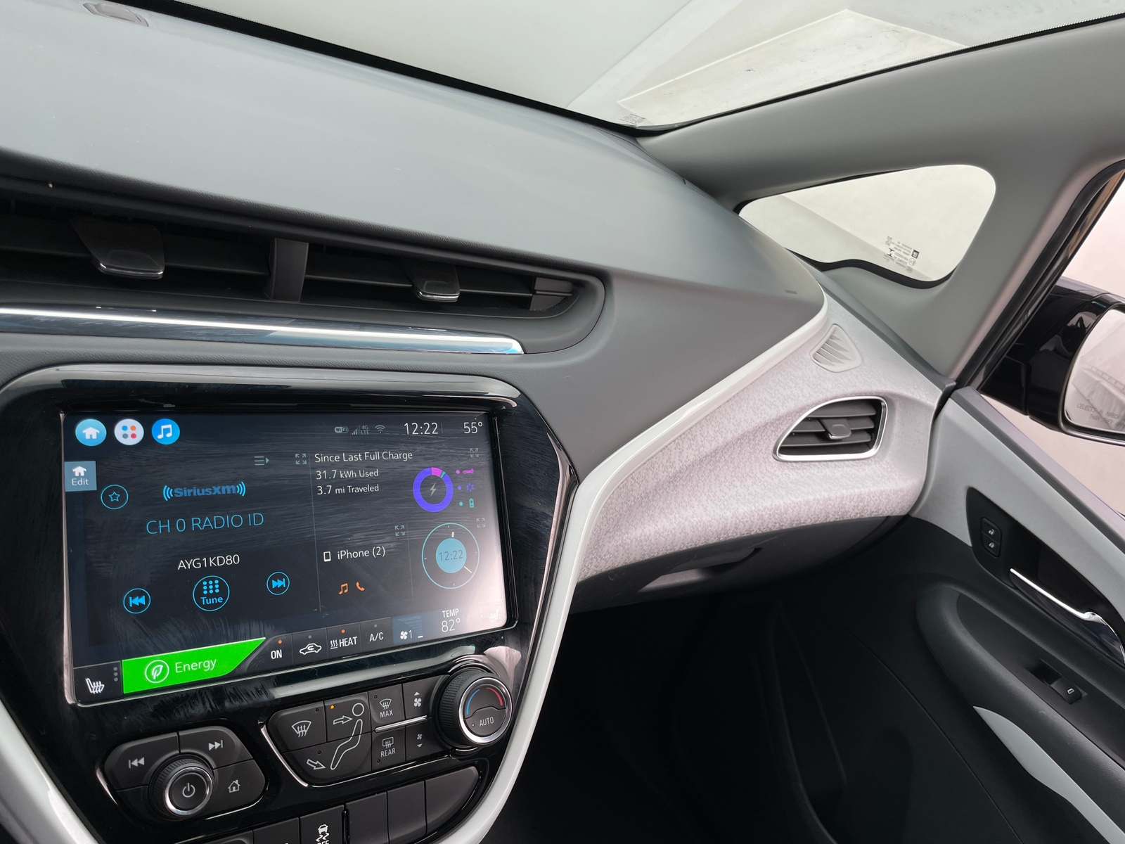 Thumbnail: 2021 Chevrolet Bolt EV - 4