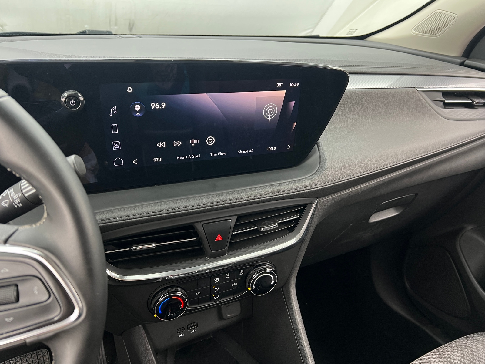 Thumbnail: 2025 Buick Encore GX - 4