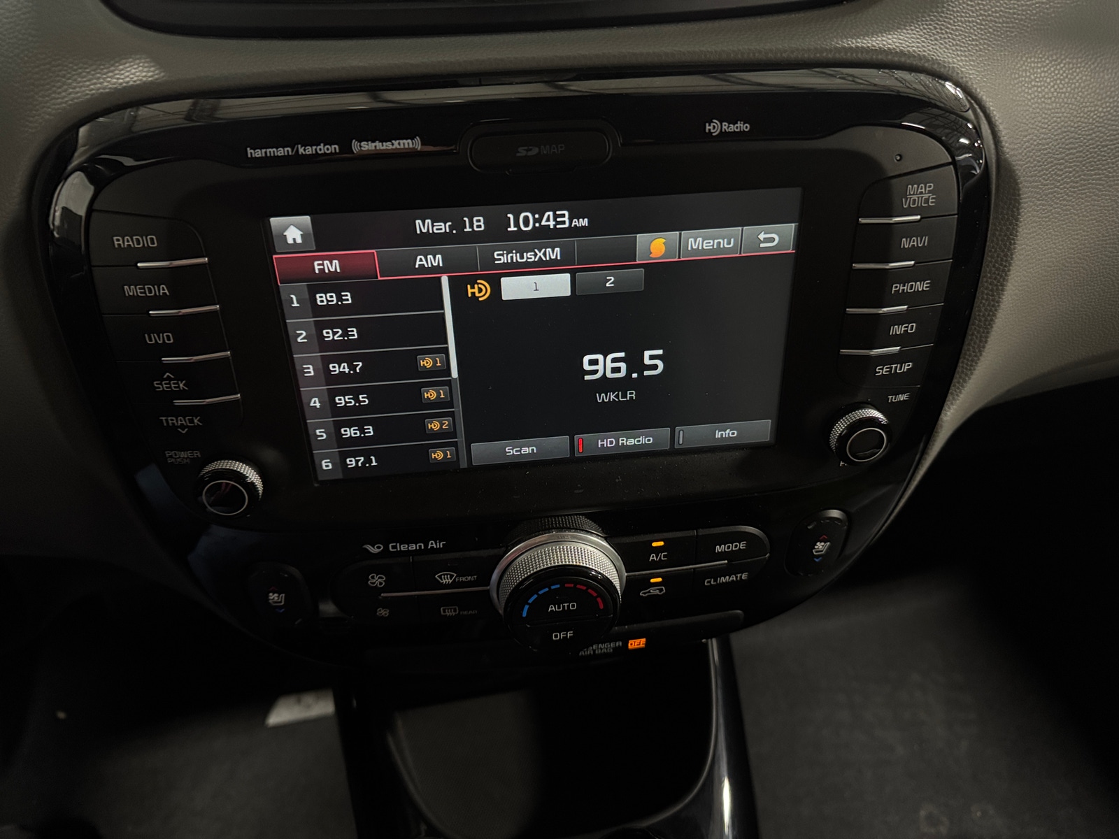 Thumbnail: 2017 Kia Soul - 3