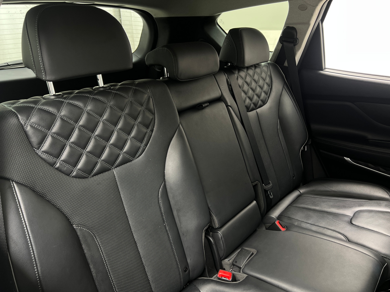 Thumbnail: 2022 Hyundai Santa Fe - 5