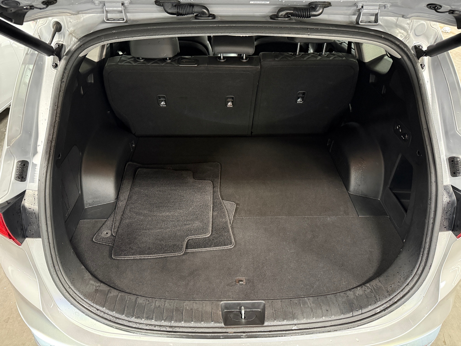 Thumbnail: 2022 Hyundai Santa Fe - 6