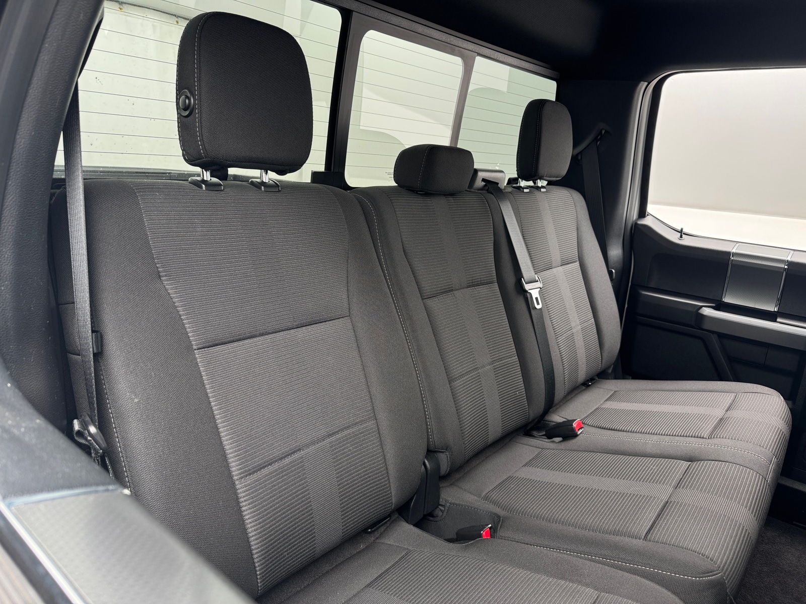 Thumbnail: 2017 Ford Econoline - 6