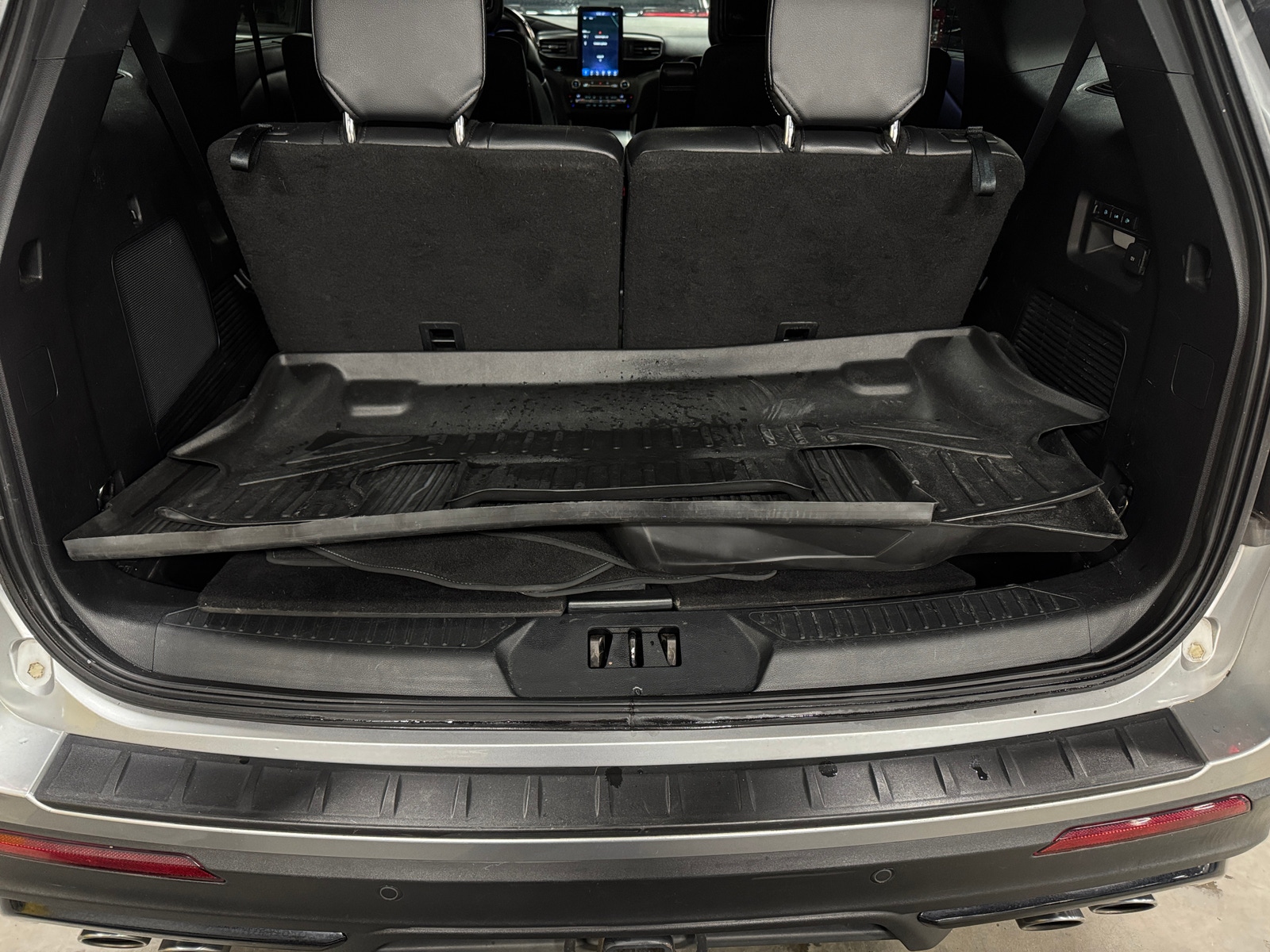 Thumbnail: 2020 Ford Explorer - 6