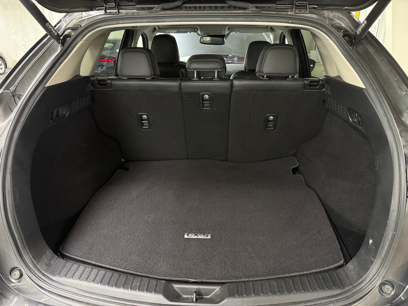 Thumbnail: 2022 Mazda CX-5 - 6