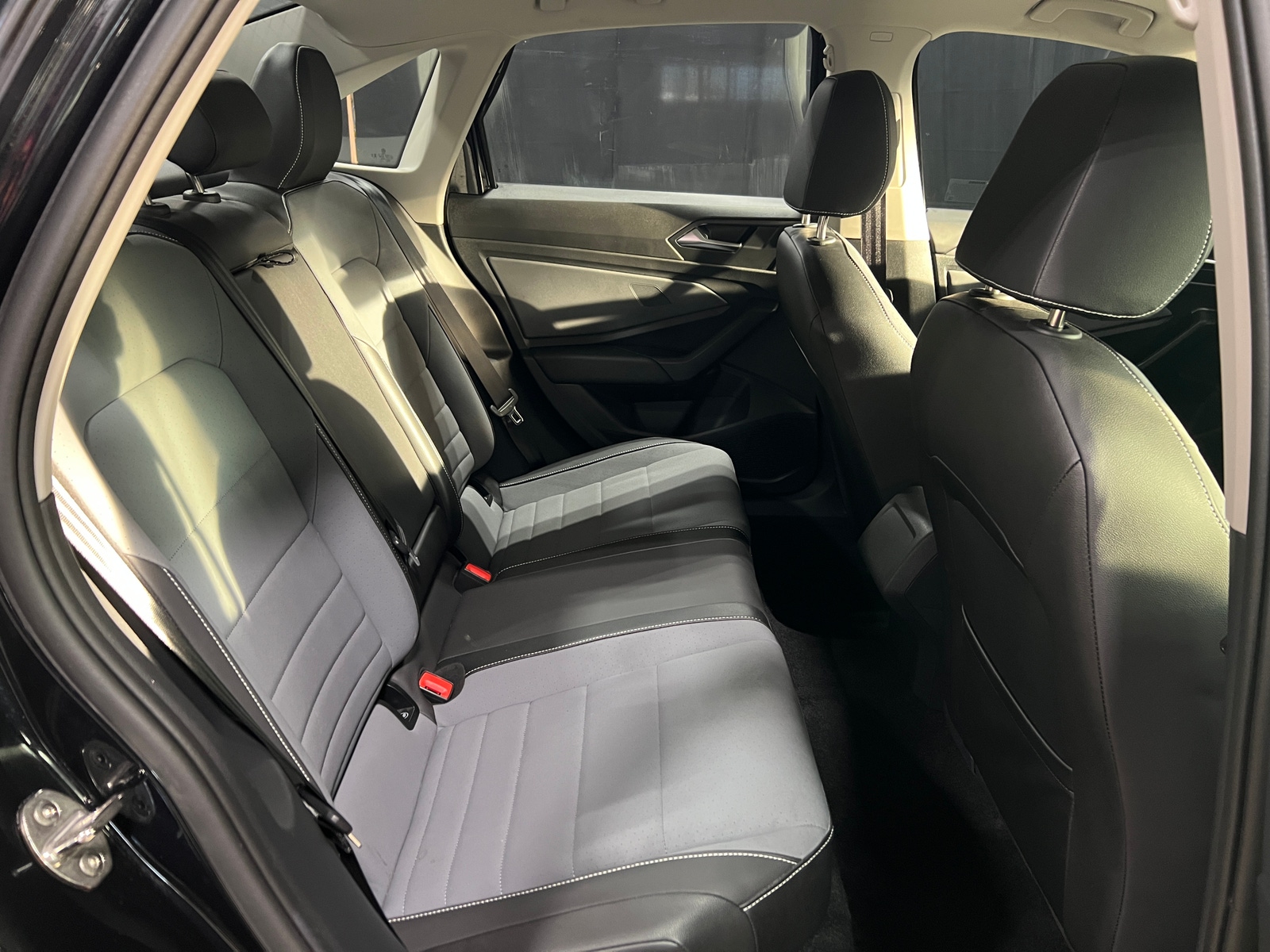 Thumbnail: 2025 Volkswagen Jetta - 5