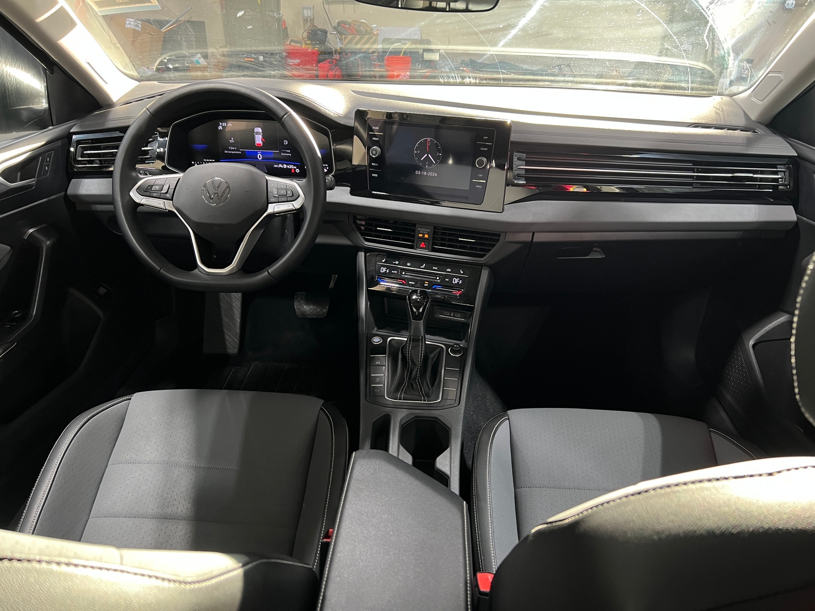 Thumbnail: 2025 Volkswagen Jetta - 2