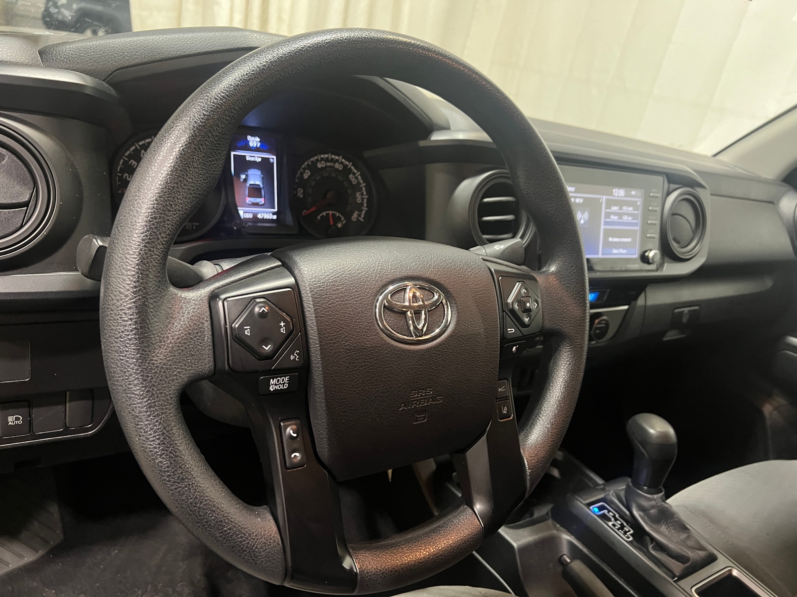 Thumbnail: 2022 Toyota Tacoma - 5