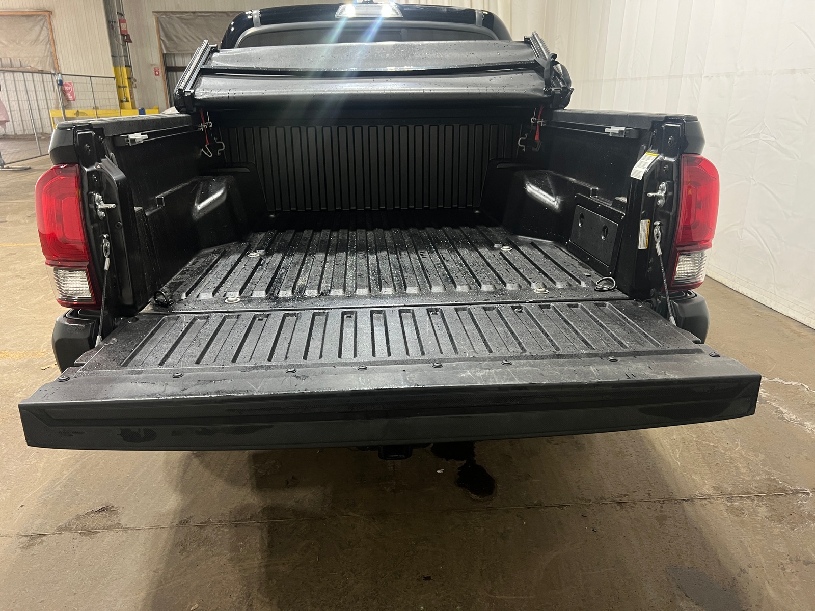 Thumbnail: 2022 Toyota Tacoma - 7