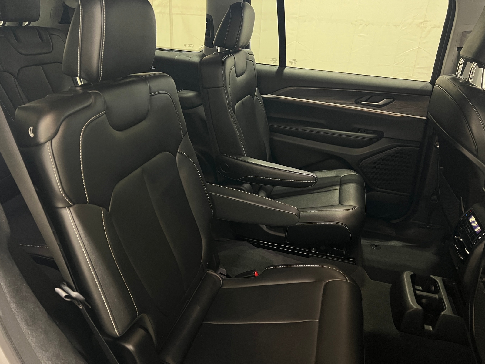 Thumbnail: 2023 Jeep Grand Cherokee L - 5