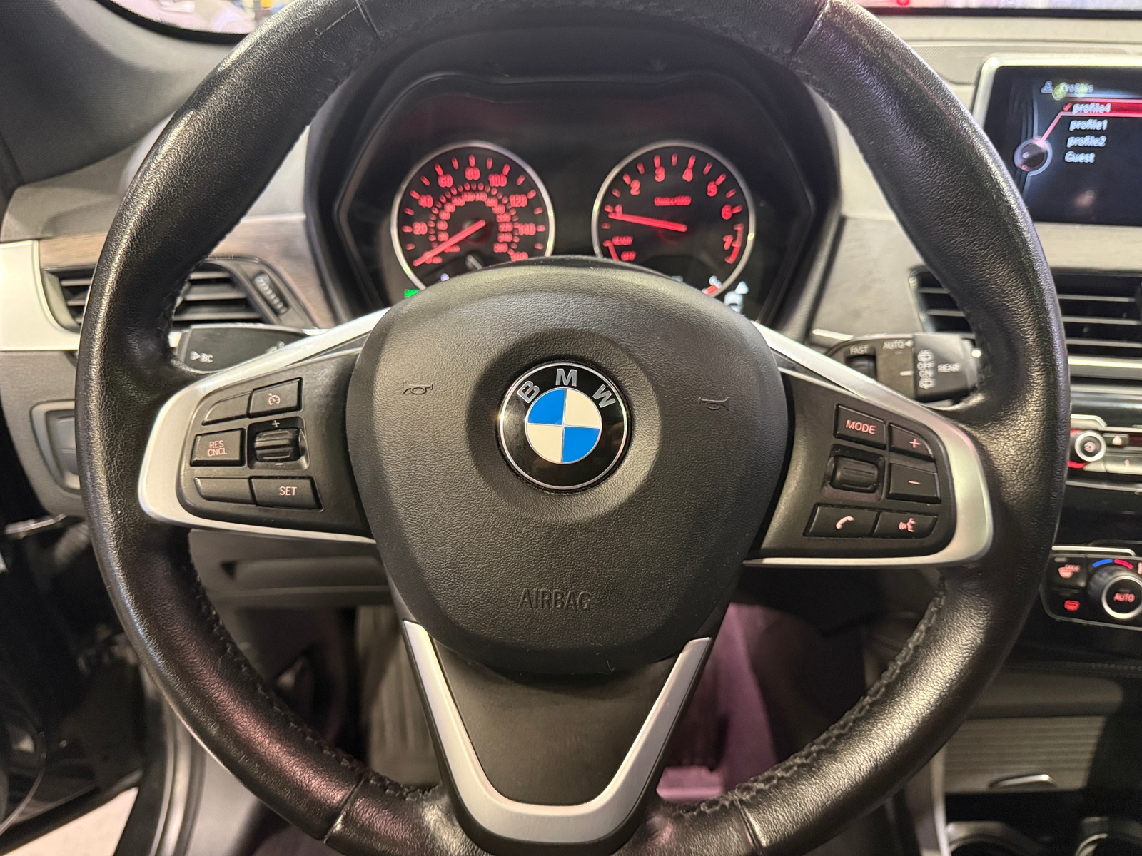 Thumbnail: 2017 BMW X1 - 4