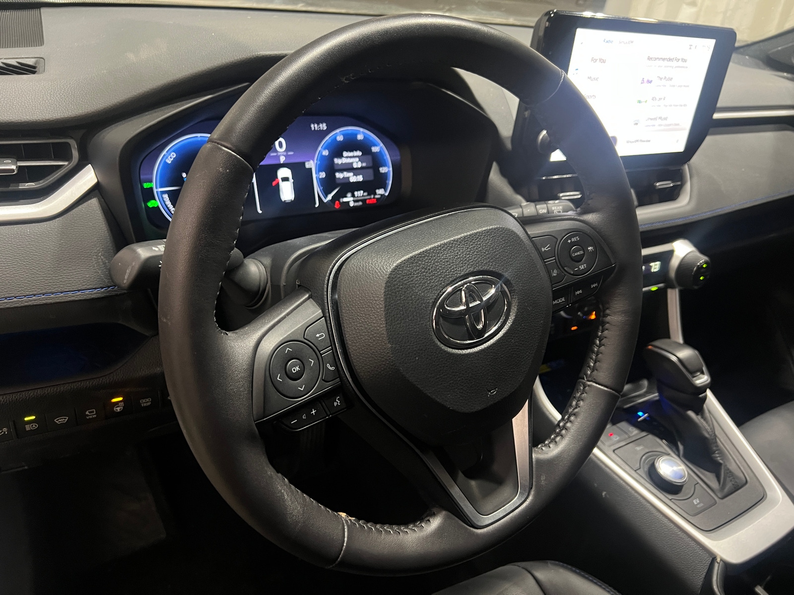 Thumbnail: 2024 Toyota RAV4 - 4