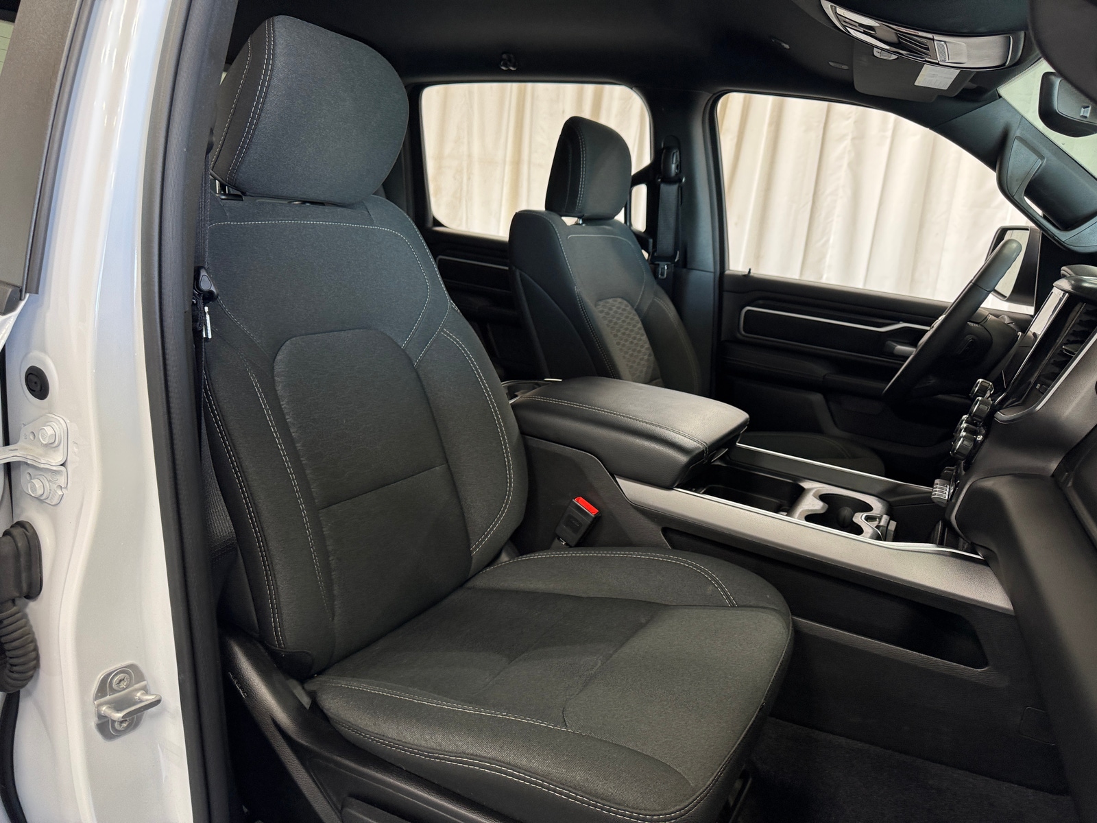 Thumbnail: 2025 RAM 1500 - 2