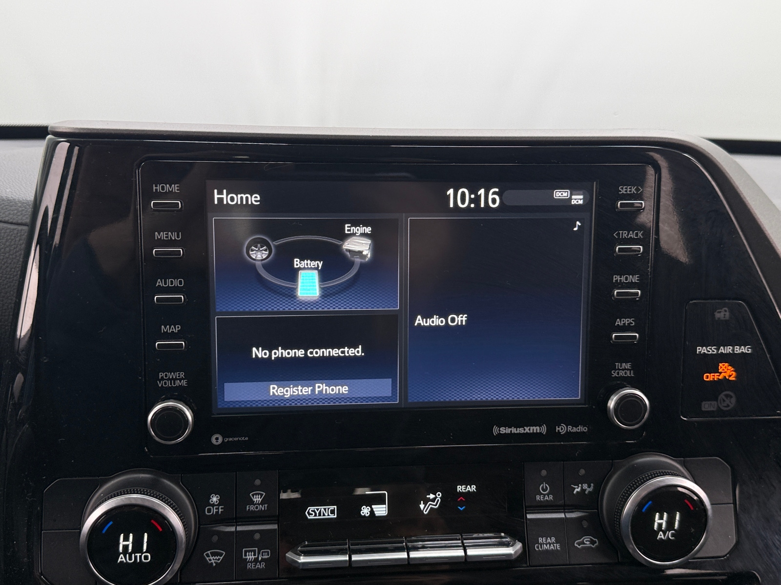 Thumbnail: 2022 Toyota Highlander - 4