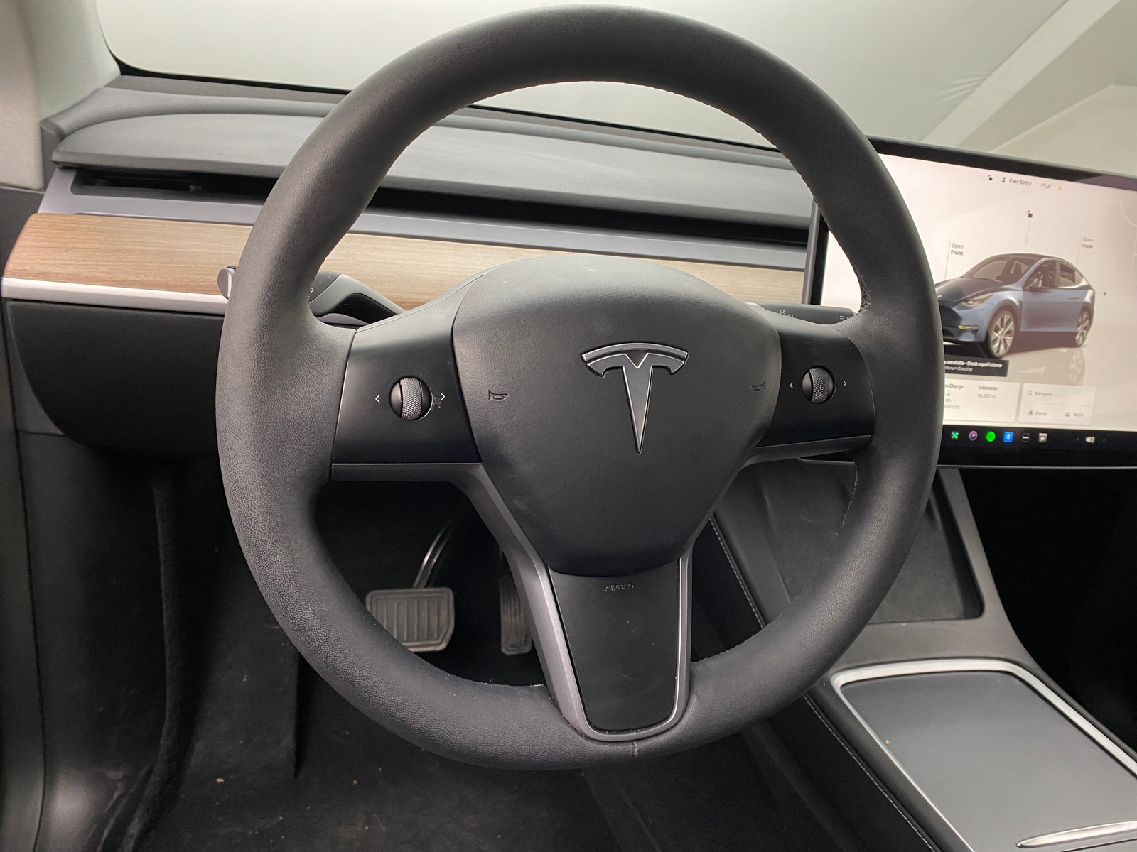 Thumbnail: 2024 Tesla Model Y - 4