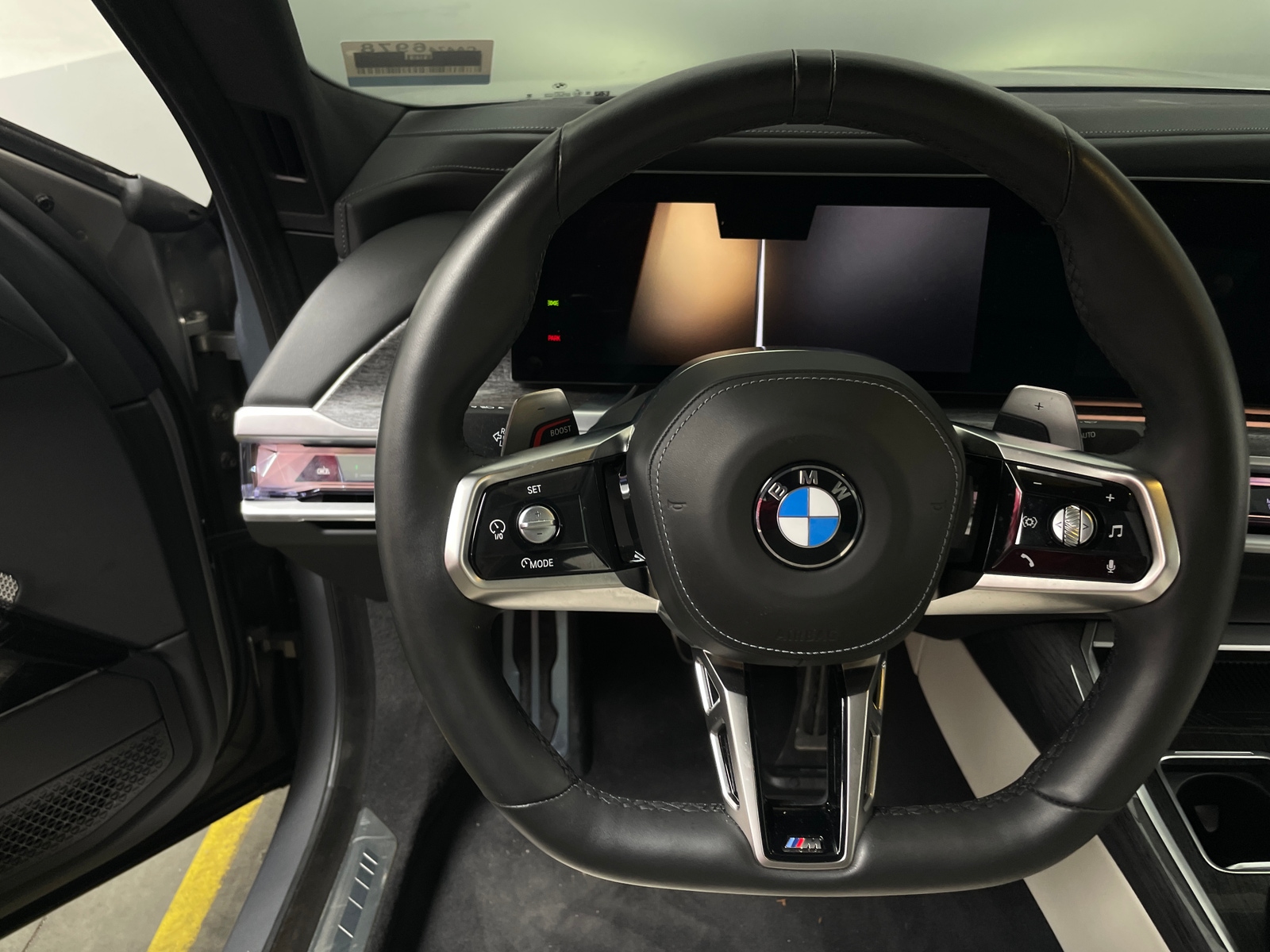 Thumbnail: 2023 BMW 7 Series - 4