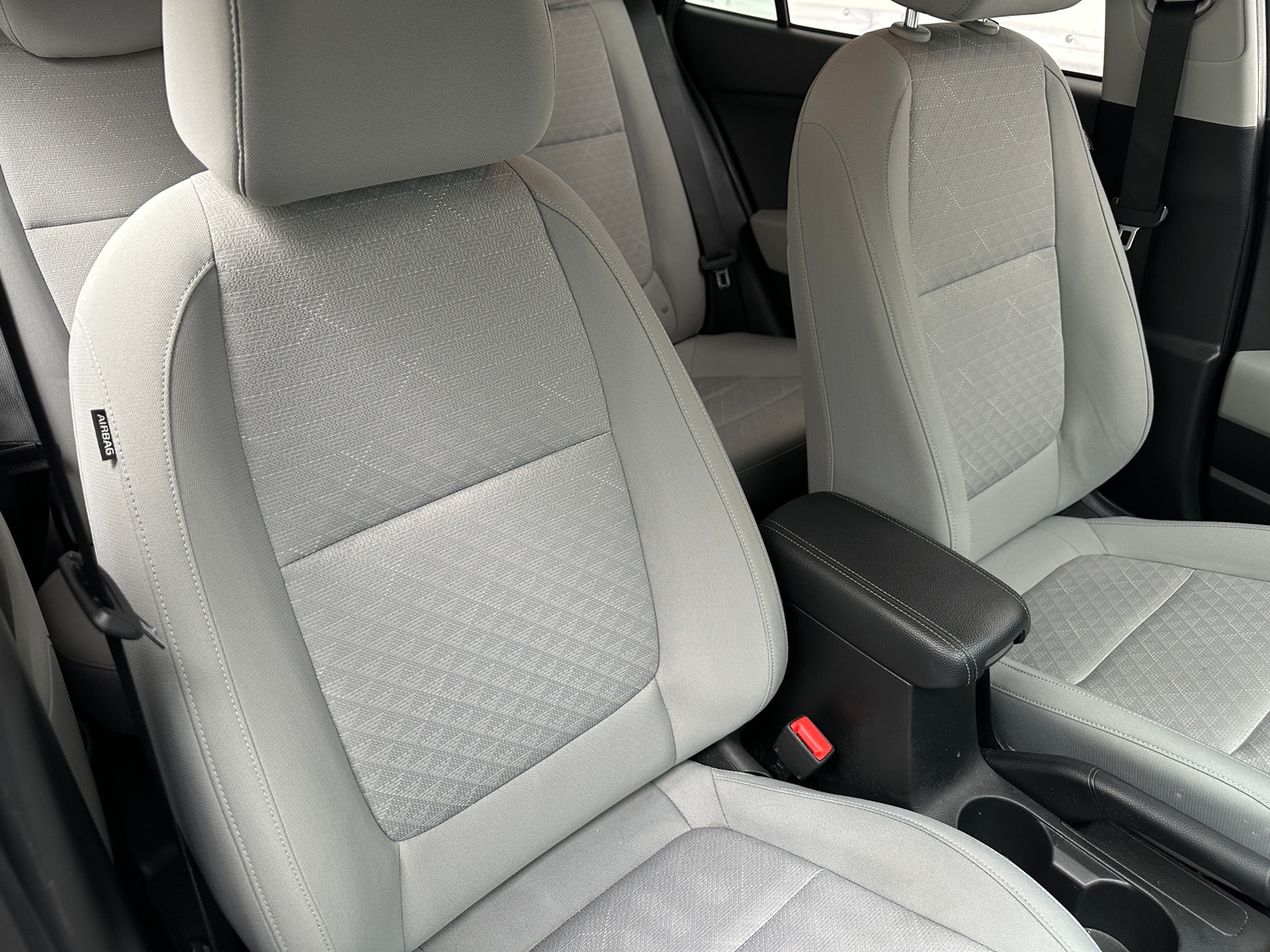 Thumbnail: 2020 Kia Rio - 2