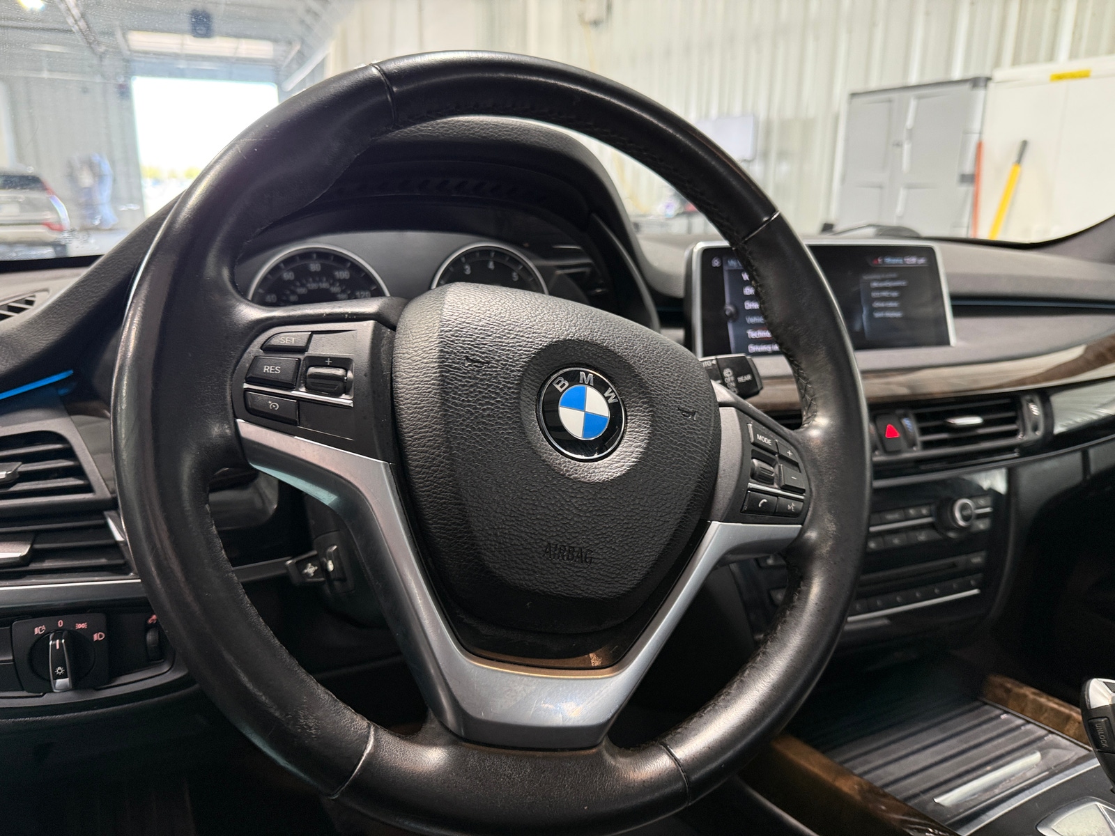 Thumbnail: 2017 BMW X5 - 4