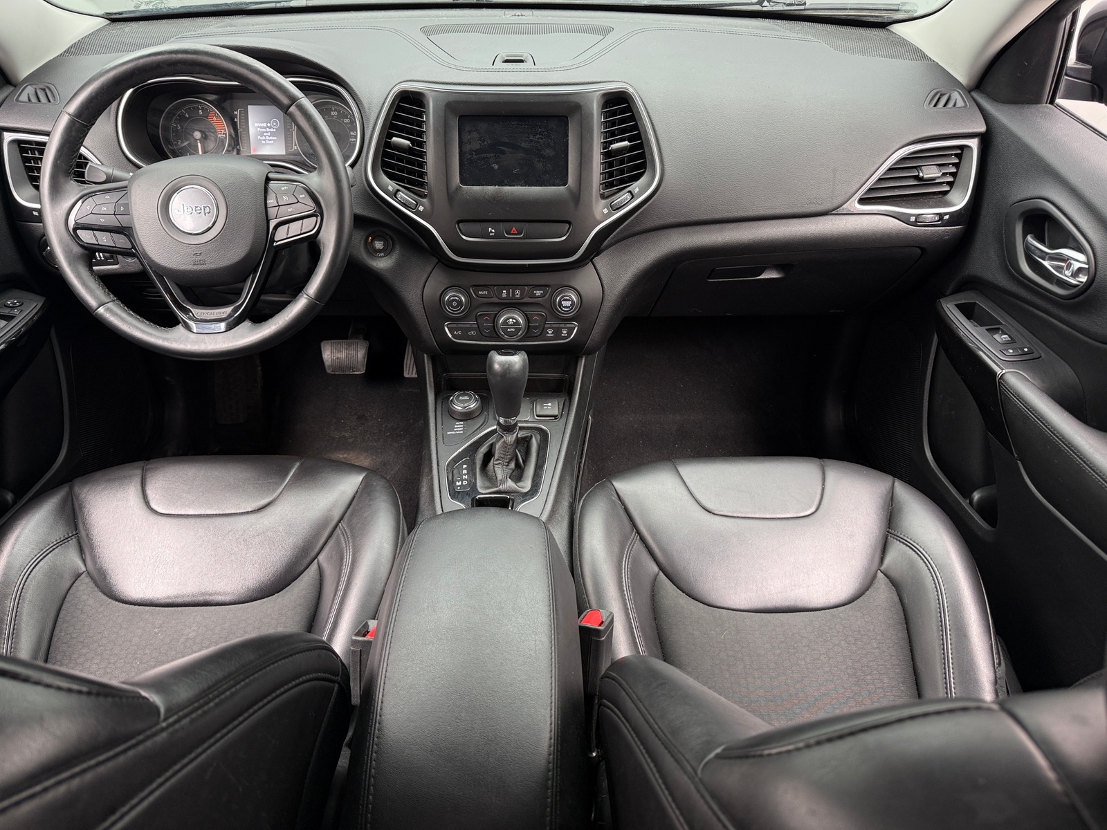 Thumbnail: 2019 Jeep Cherokee - 3