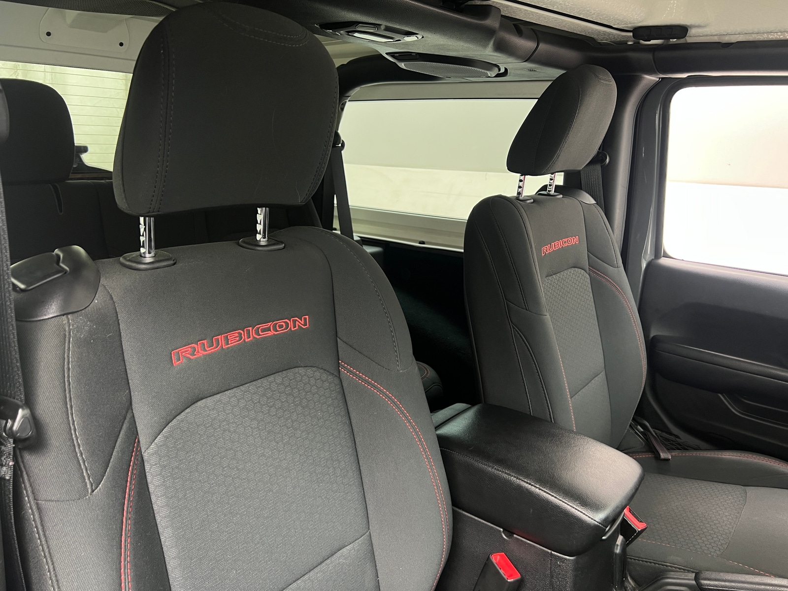 Thumbnail: 2019 Jeep Wrangler - 2