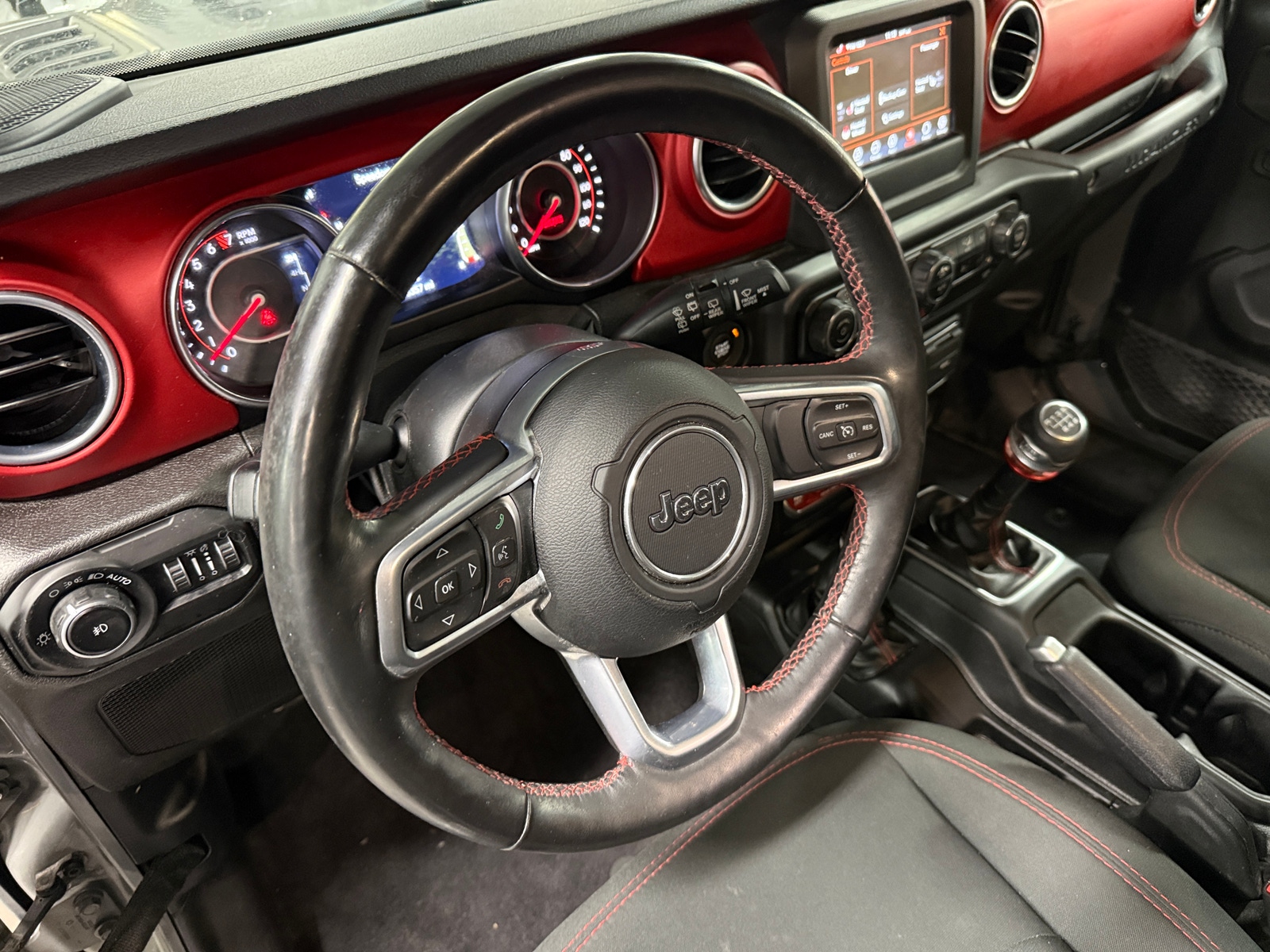 Thumbnail: 2019 Jeep Wrangler - 5