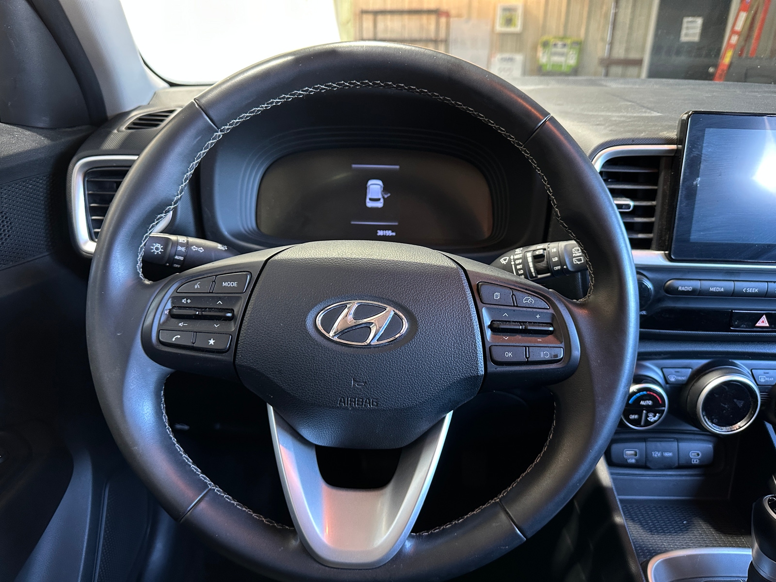 Thumbnail: 2024 Hyundai Venue - 5