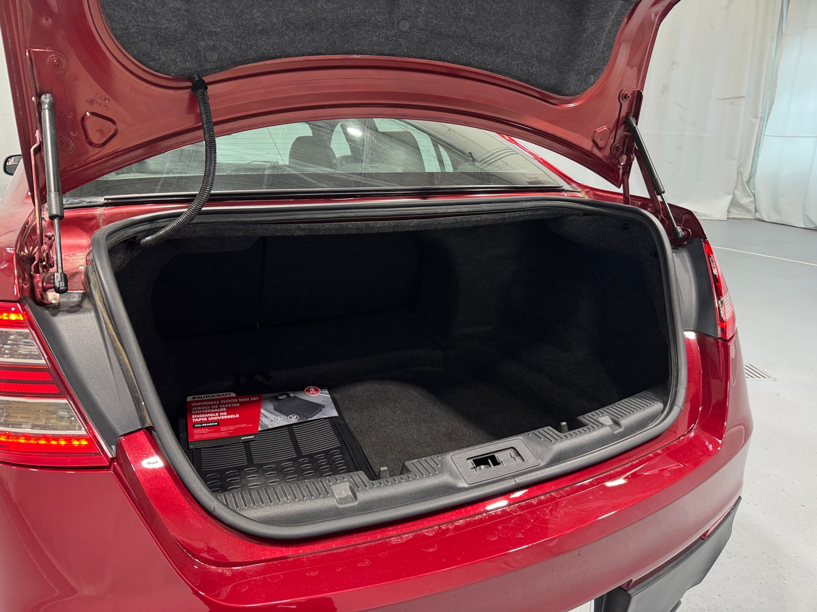 Thumbnail: 2014 Ford Taurus - 6