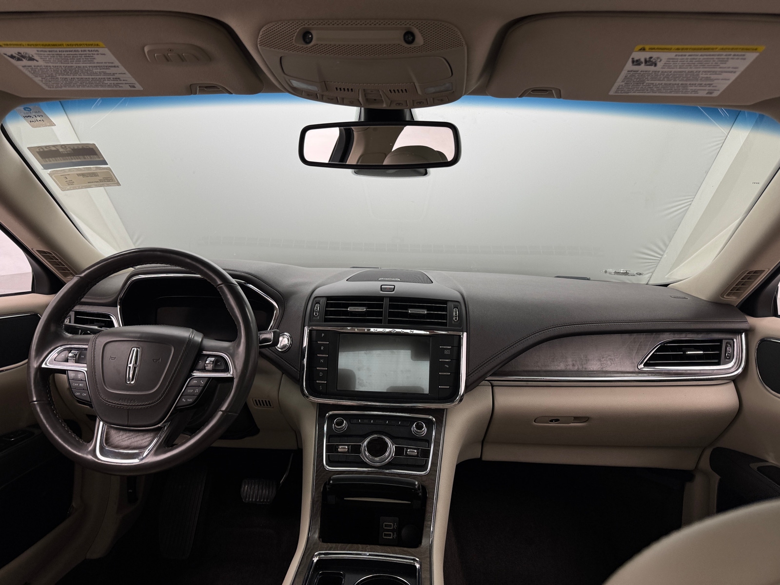 Thumbnail: 2018 Lincoln Continental - 2