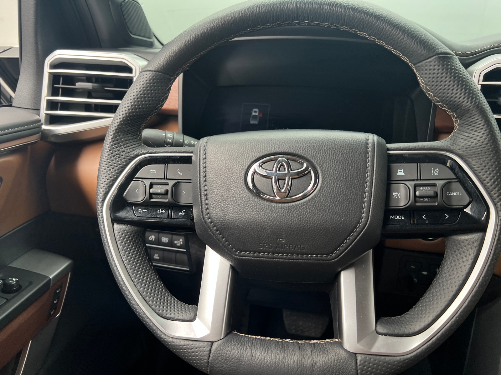 Thumbnail: 2025 Toyota Tundra - 4
