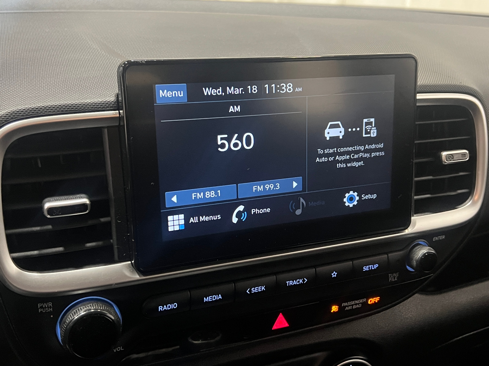 Thumbnail: 2021 Hyundai Venue - 4