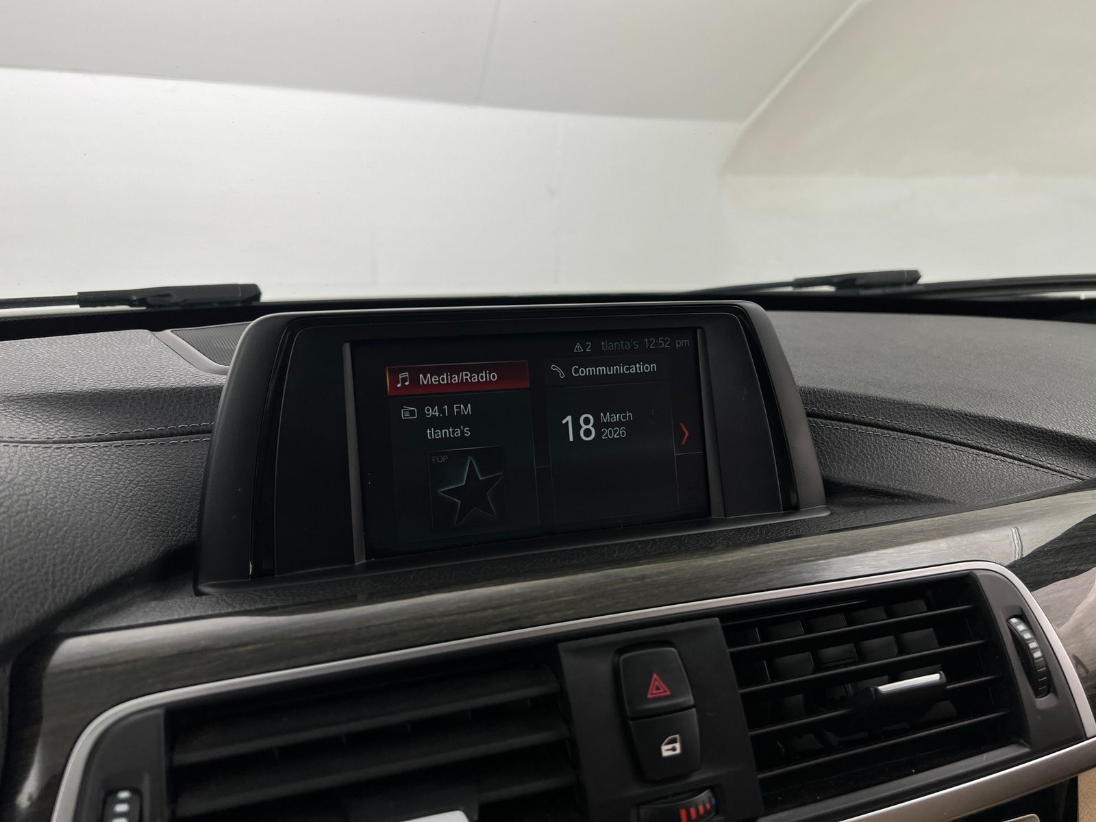 Thumbnail: 2018 BMW 3 Series - 3