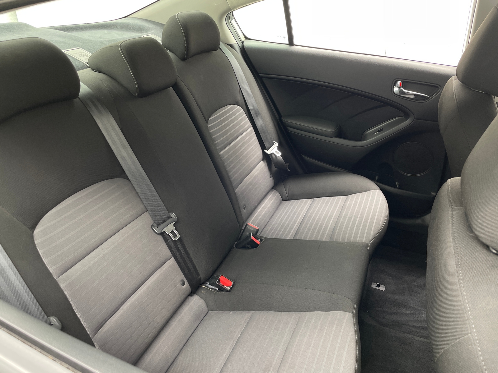 Thumbnail: 2018 Kia Forte - 6