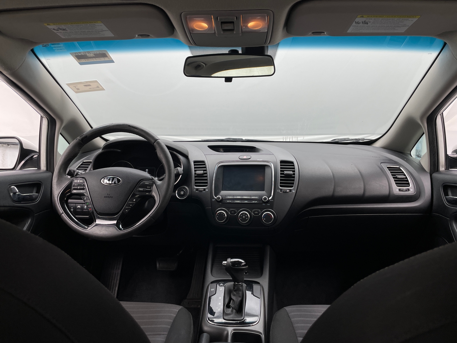 Thumbnail: 2018 Kia Forte - 3